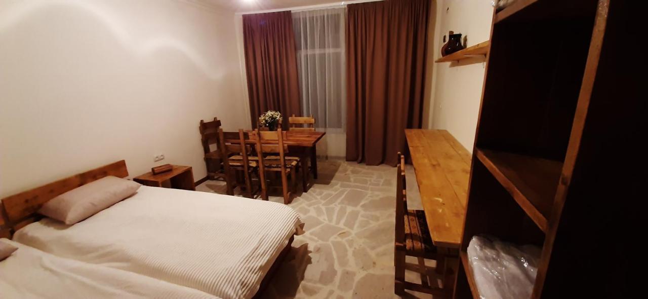 Bjnihouse, Guest House المظهر الخارجي الصورة