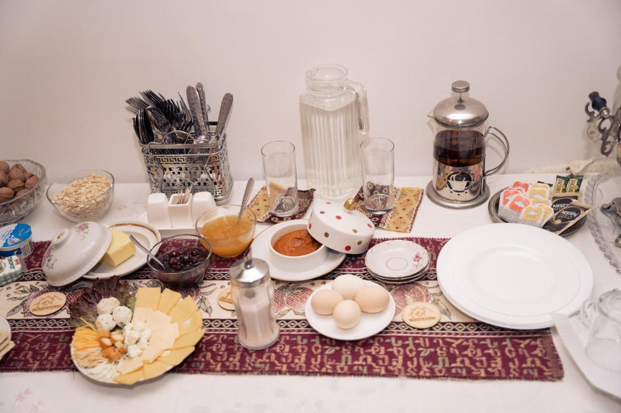 Bjnihouse, Guest House المظهر الخارجي الصورة